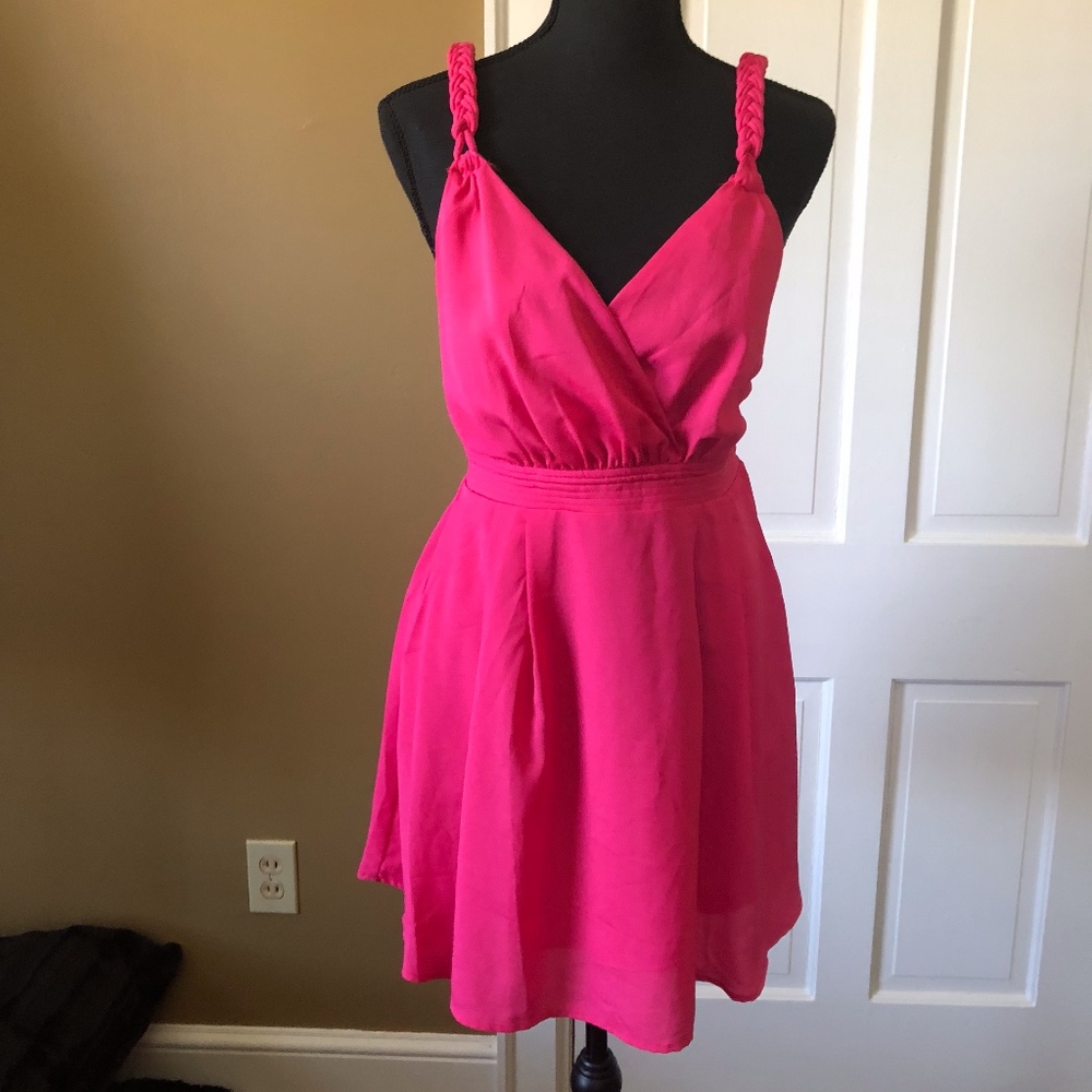 Backless Dress with Pockets!